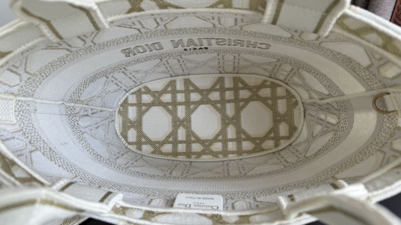 chr1st1an D10r shopping bags